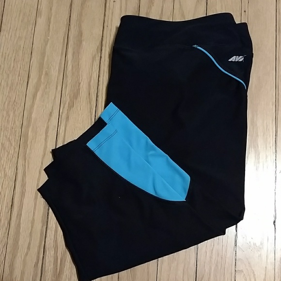Avia Pants - Avia GUC Black Workout Capris Size XL